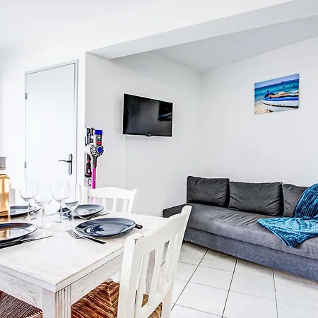 Copacabana-32 By Interhome *