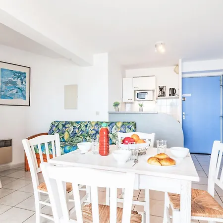 Copacabana-32 By Interhome