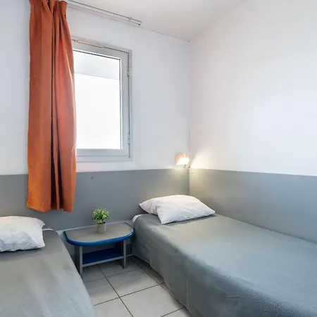 Copacabana-32 By Interhome
